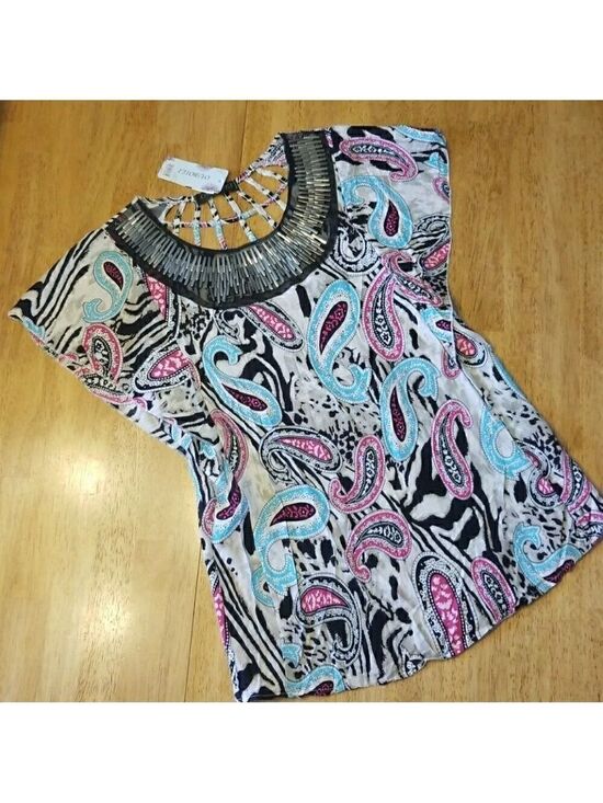 Ovboili Tops - 𝅺New Watercolor Paisley Tribal Ladies Blouse By OVBOILI  NWT Beaded Neckline